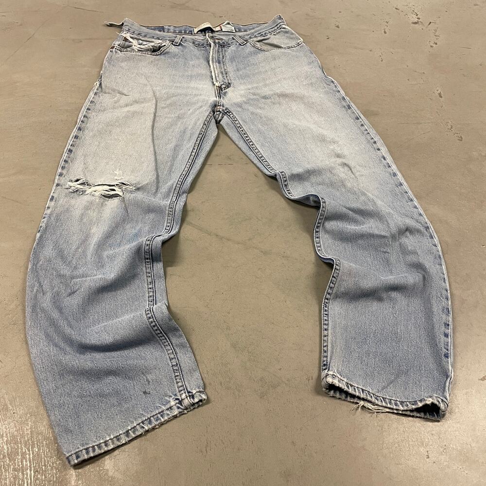 y2k baggy Levi’s 550 jeans 34x34 busted belt loop
